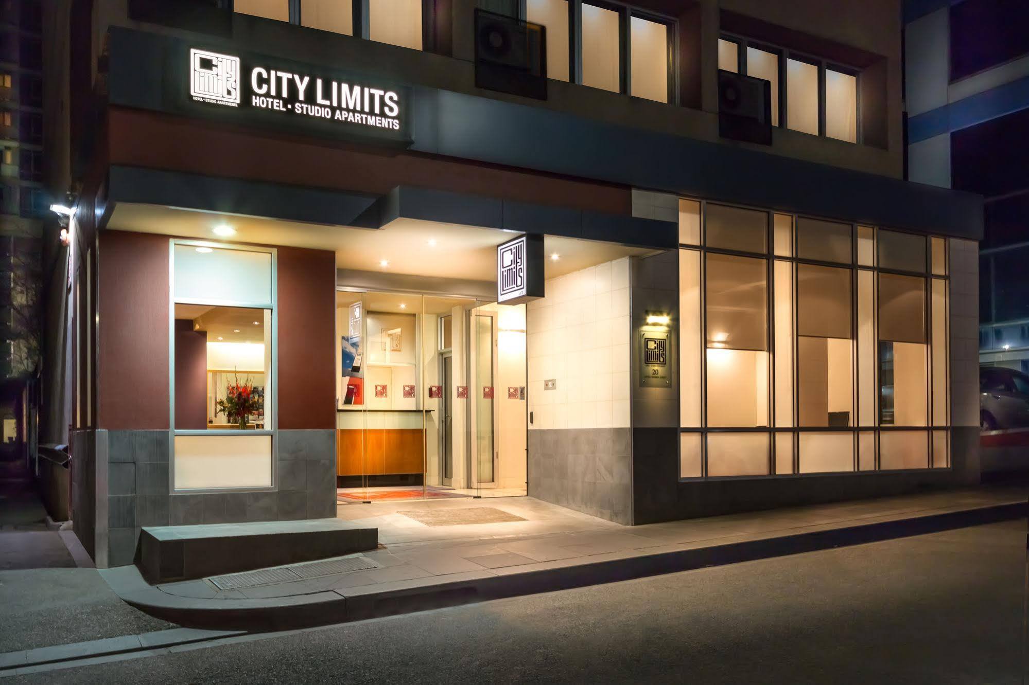 Aparthotel Limits 4*